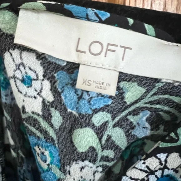 LOFT Floral Jumpsuit - Picture 4 of 5
